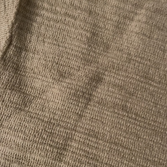 Ladies top - Picture 3 of 4